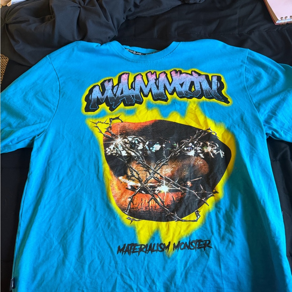 Men’s Graphic Tee shirt with rhinestones